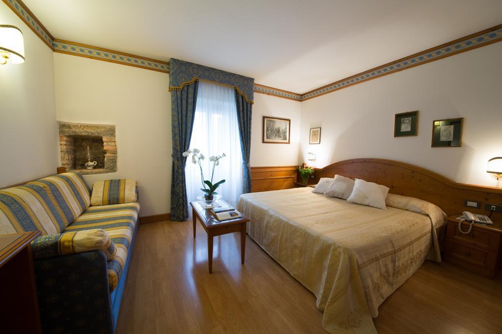 Hotel Locanda Al Pomo D'Oro Cividale del Friuli الغرفة الصورة